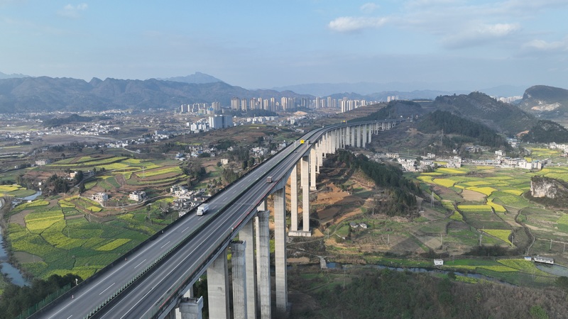 金沙990登录入口中心介紹貴州金沙：大橋架起發展速道